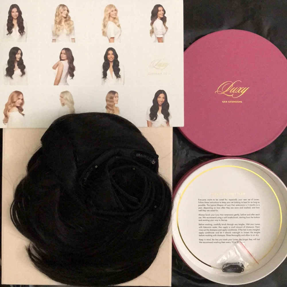 NEW clip in hair extensions 220g offblack open box